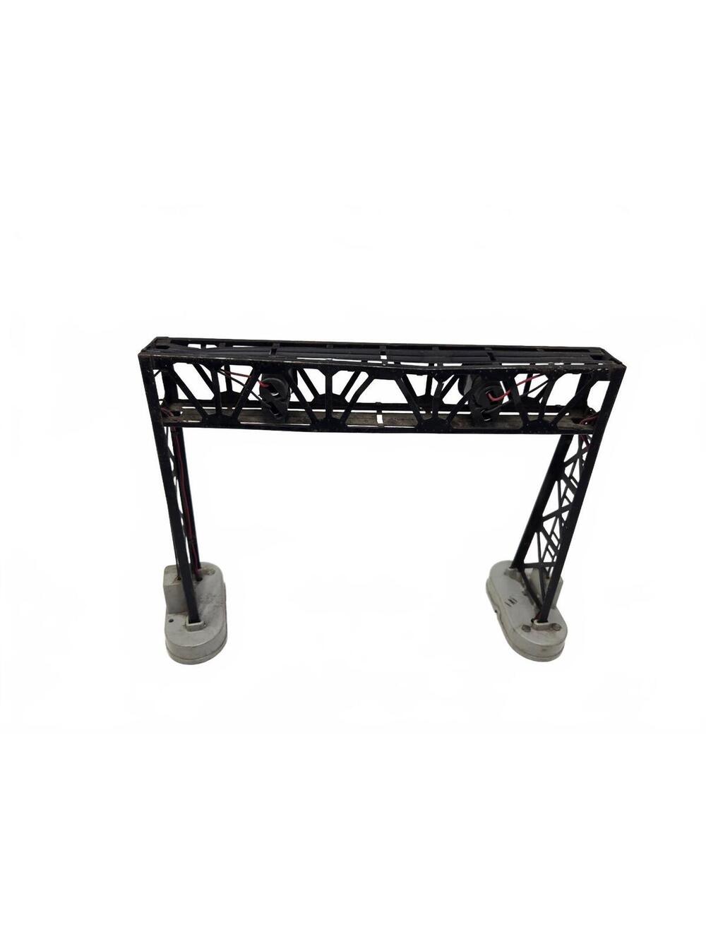 vintage Lionel No. 452 Double-Track Signal Bridge